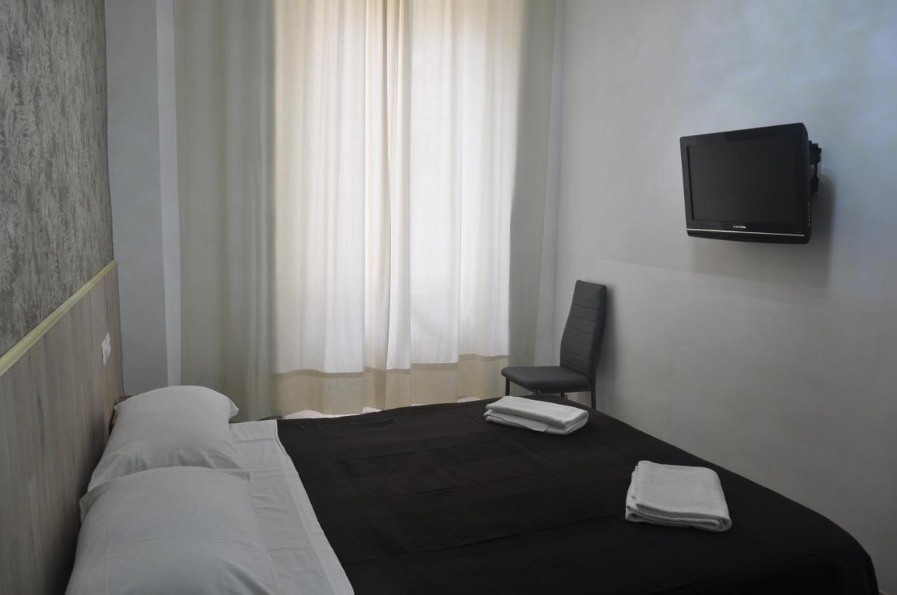 Angela Roma Guest House Екстериор снимка