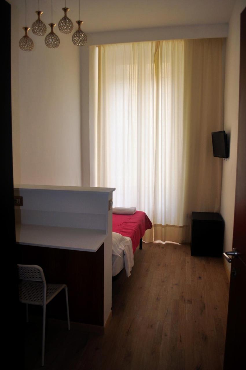 Angela Roma Guest House Екстериор снимка